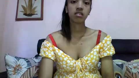 anniesexy1 online show from December 3, 4:57 am