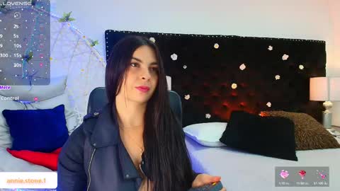 ANNIE  online show from September 24, 11:39 am