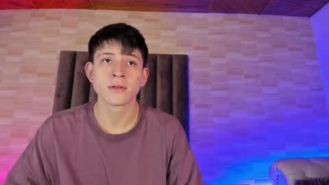 Annie  Alex online show from January 12, 4:50 pm