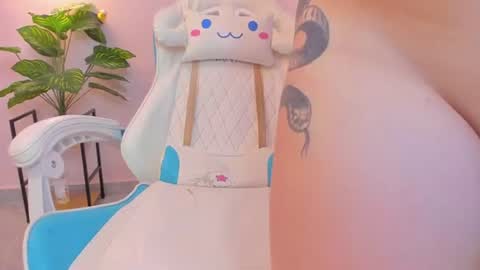 VIVIANNA online show from June 9, 4:12 am