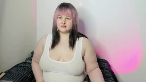 Ann online show from April 12, 7:45 am