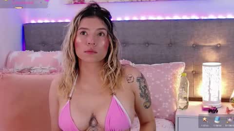 Antonella Lee online show from April 14, 5:49 pm