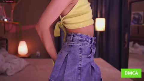 Annuetta online show from November 28, 3:41 pm