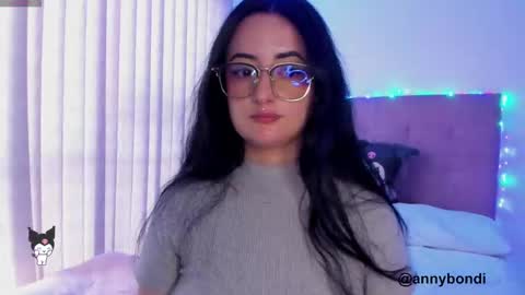 annybondie online show from February 18, 9:53 pm