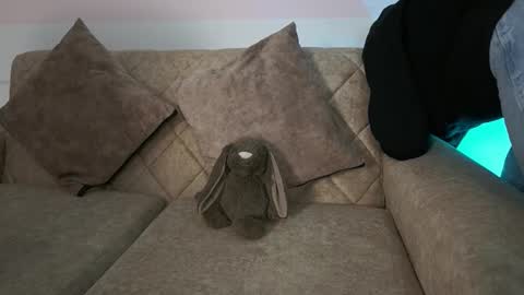 Ana online show from March 18, 11:49 am