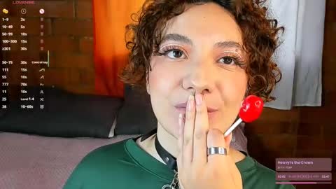 Snapshot of annycolin chatting on February 13, 7:42 pm Anny IG online show from February 13, 7:42 pm