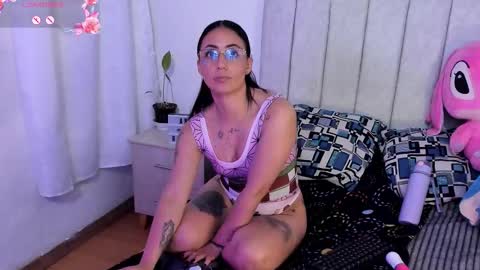 Snapshot of annyroberts_89 chatting on October 22, 11:17 pm Anny online show from October 22, 11:17 pm