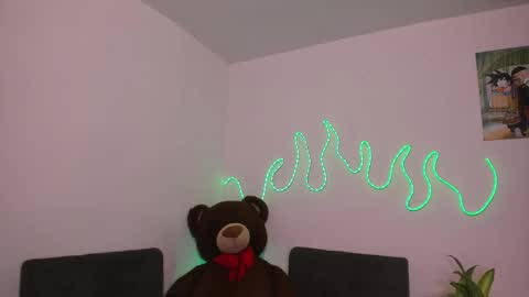 Jordan Mateo online show from September 27, 6:38 pm