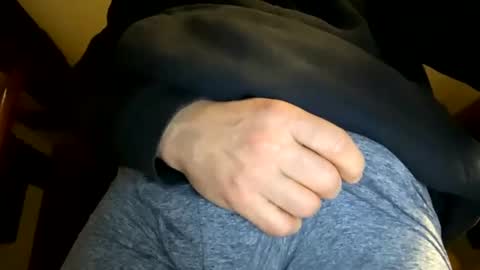 Snapshot of anthony_whitestallion chatting on December 17, 9:50 am Anthony online show from December 17, 9:50 am