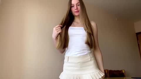 Viktoria online show from March 18, 3:07 pm