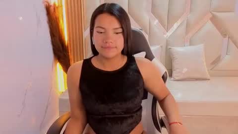 Antonela online show from October 8, 2:01 pm