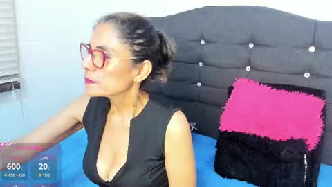 antonella_rizzo01 online show from July 25, 2:20 am