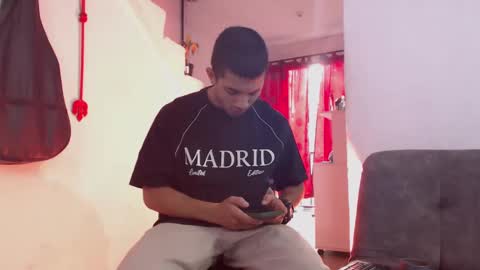 Hadez online show from March 1, 12:34 pm