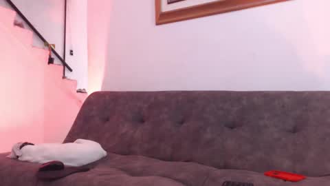 Hadez online show from February 14, 1:40 pm