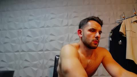 Snapshot of antoniovalentinidiamond chatting on September 12, 7:05 pm HI My name is Antonio online show from September 12, 7:05 pm