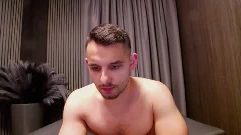 HI My name is Antonio online show from March 28, 8:10 pm