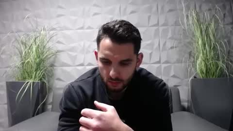 Snapshot of antoniovalentinidiamond chatting on February 26, 8:58 pm HI My name is Antonio online show from February 26, 8:58 pm