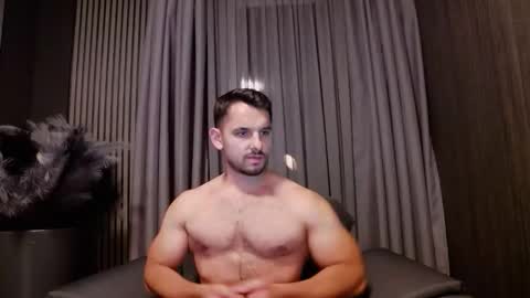 Snapshot of antoniovalentinidiamond chatting on October 7, 7:10 pm HI My name is Antonio online show from October 7, 7:10 pm