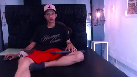 anxiuos miller online show from June 7, 4:06 am