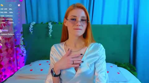 anylindsey online show from July 3, 9:47 am