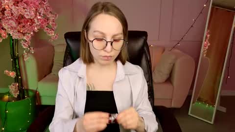 APHEX QUEEN online show from March 10, 9:12 am