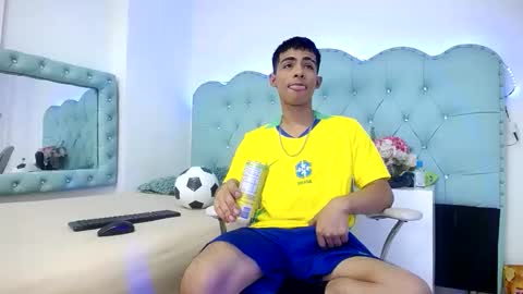 Apolo Richards online show from February 20, 7:38 pm