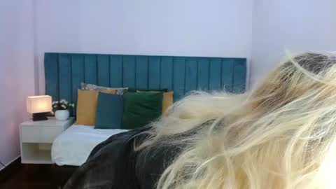 April Bunny online show from July 10, 10:47 pm
