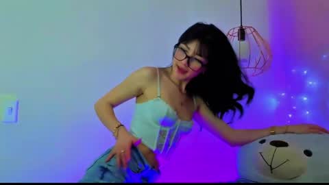  online show from June 9, 12:05 pm