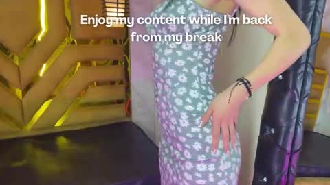   online show from November 12, 4:42 pm