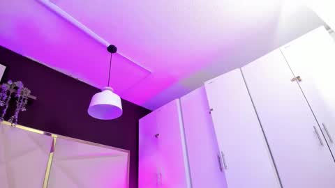 April online show from November 7, 11:34 am