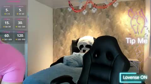  April  online show from October 22, 3:13 pm