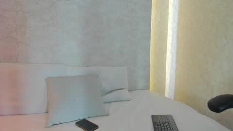 April online show from March 5, 7:16 am