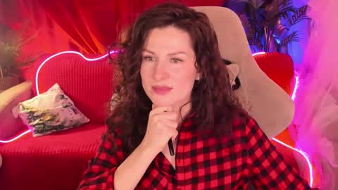 aprill_o_nill online show from February 14, 4:21 pm