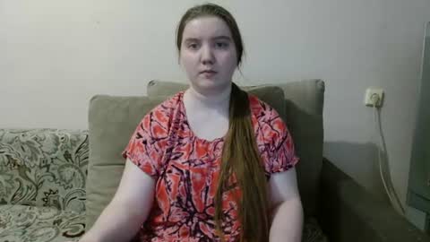 Josefin online show from June 12, 8:02 am