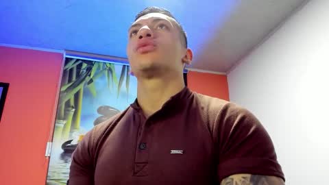 Jonathan online show from November 20, 3:20 pm