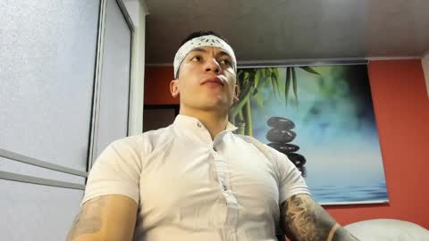 Jonathan online show from April 7, 6:43 pm