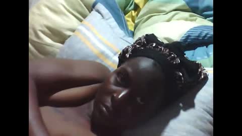 ara bellah online show from April 11, 9:30 pm