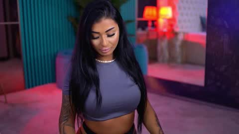 arabellaposh online show from October 20, 7:46 am