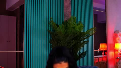 arabellaposh online show from September 24, 8:10 am