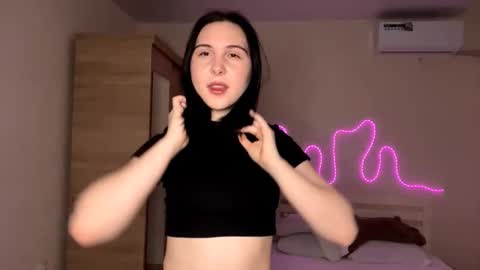 Emi online show from March 7, 4:07 pm