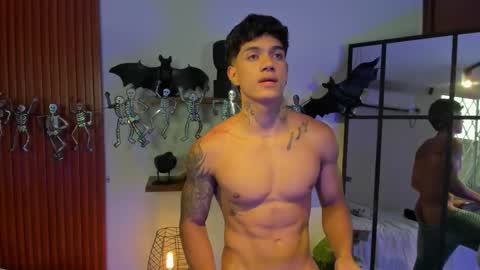 Snapshot of aress444 chatting on September 23, 10:38 pm aress444 online show from September 23, 10:38 pm