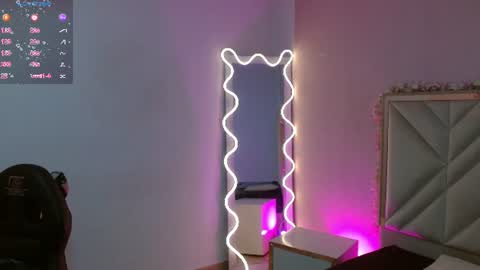 aress_tay online show from June 14, 2:35 am