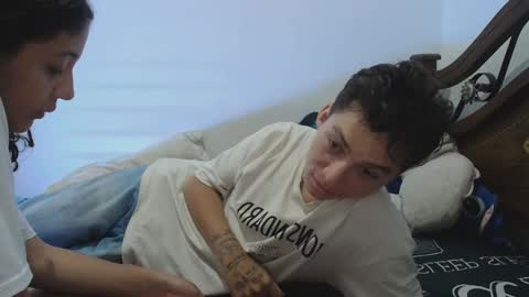 Snapshot of aria_arthur chatting on October 10, 10:21 am aria_arthur online show from October 10, 10:21 am