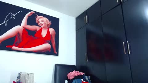 ariacoral online show from March 12, 6:22 pm