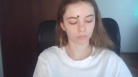 AriaCreazy online show from July 8, 6:17 am