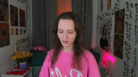 Snapshot of ariadna_s chatting on February 15, 10:52 pm Ariadna online show from February 15, 10:52 pm