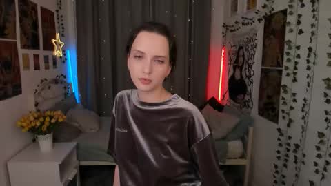 Snapshot of ariadna_s chatting on September 13, 10:34 pm Ariadna online show from September 13, 10:34 pm