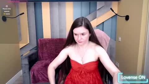 AriaGray online show from November 26, 8:22 am