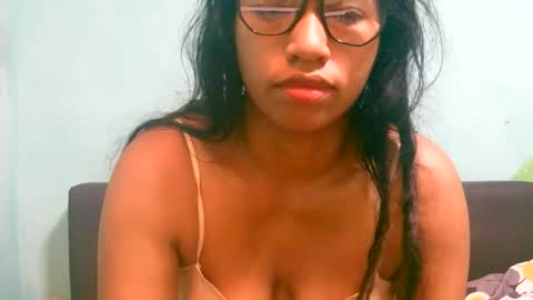 ariah13 online show from February 17, 8:02 am