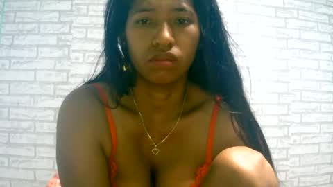 ariah13 online show from July 3, 3:33 am